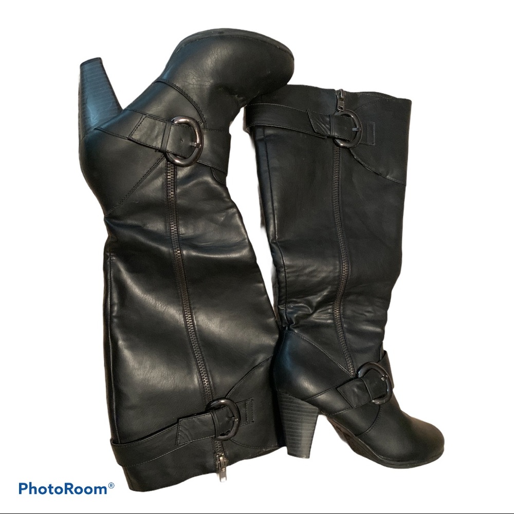 Ladies Plus Size 11 Knee Boots w/stretch panel